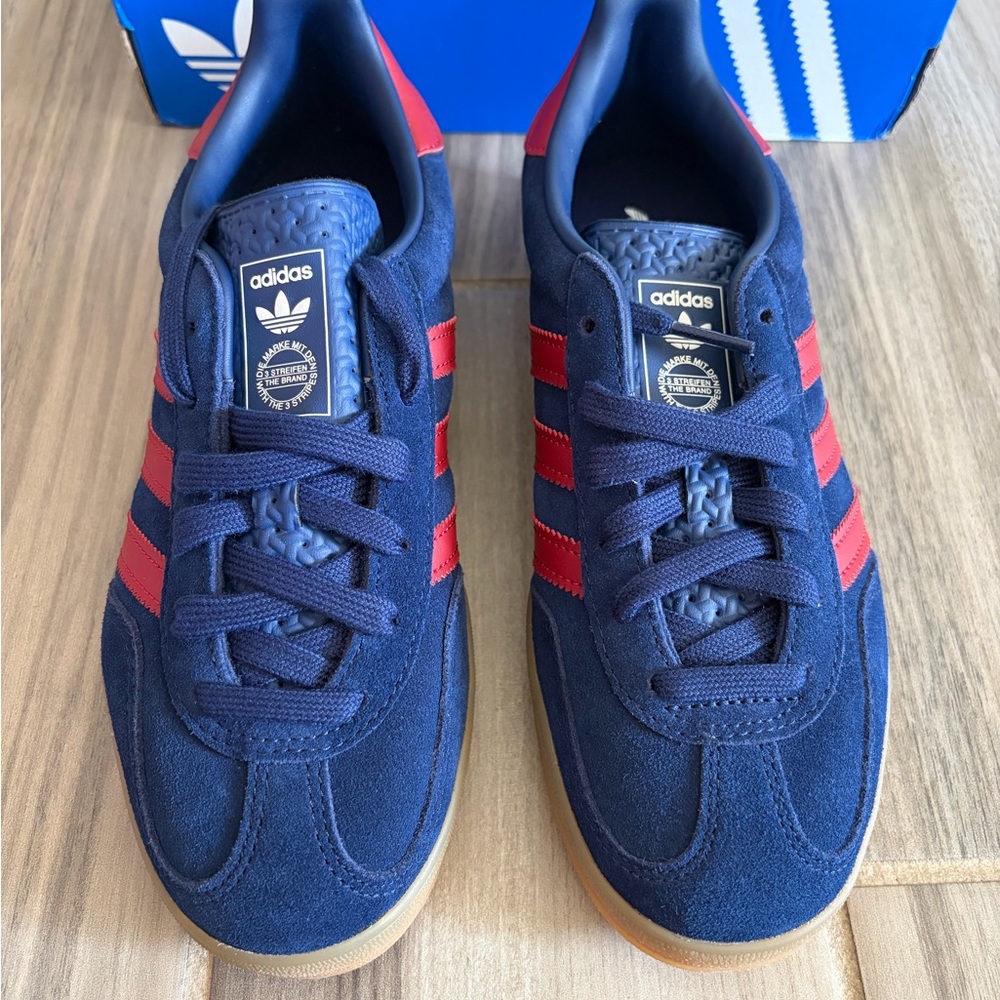 Big Kids' Adidas Originals Gazelle Indoor Shoes - Dark Blue/Red JP8765 - Picture 5 of 7